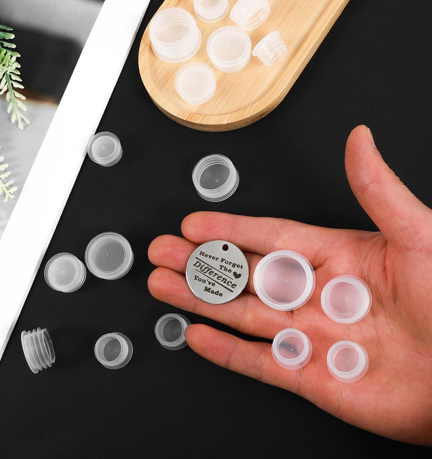 60Pcs Salt and Pepper Stoppers Plugs, 6 Sizes (13/15/17/18/19/23 mm) Plastic Bottle Plugs, Leak-Proof Clear Caps for Spice Containers & Shaker Bottles, Reusable