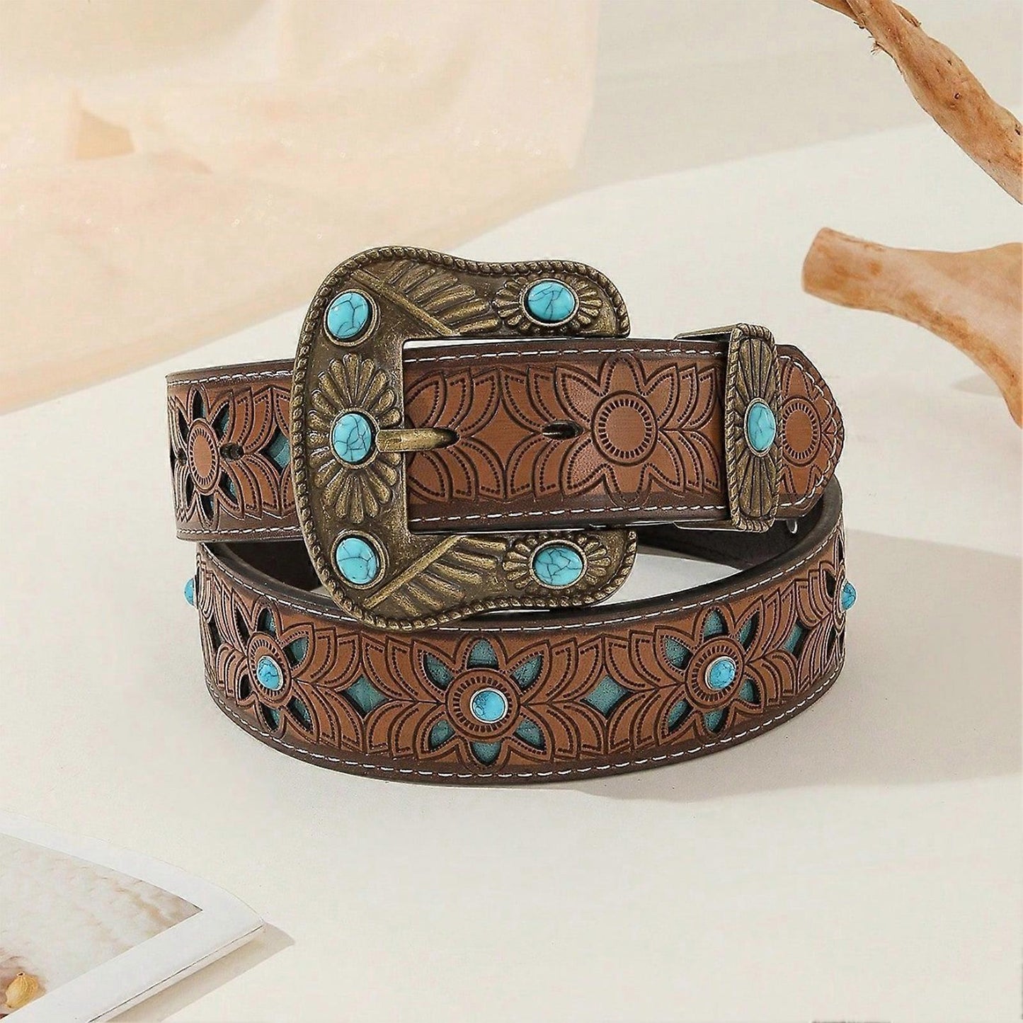 125cm Women's Carved Antique PU Leather Belt for Casual Wear