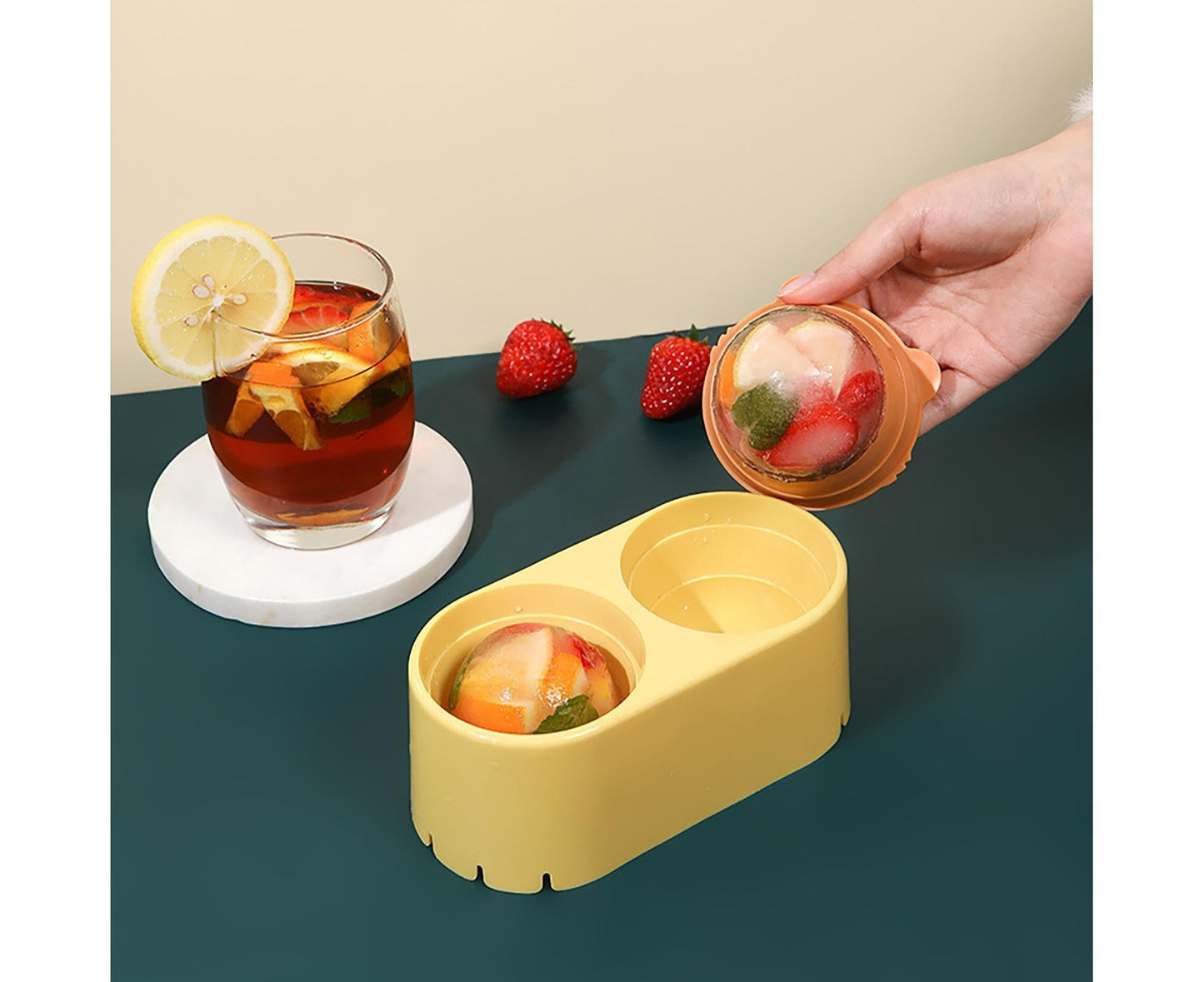 Ice Mould Anti-corrosion Fine Workmanship BPA Free Whiskey Ice Cube Ball DIY Mould for Bar-Yellow