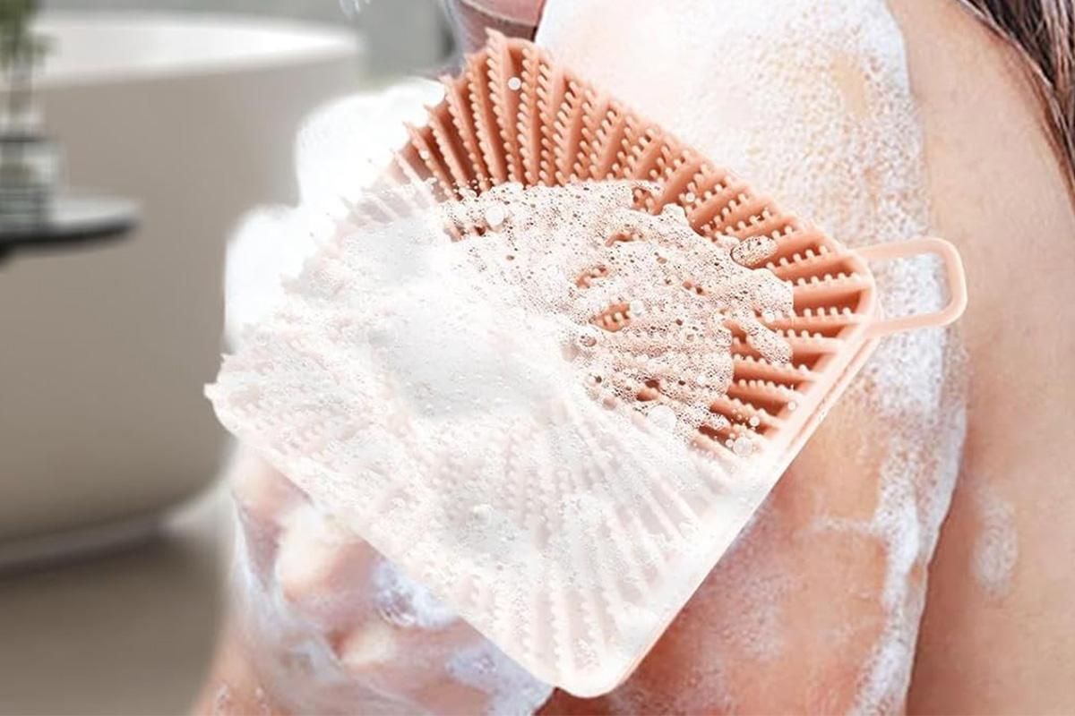 Dual Sided 2 In 1 Silicone Body Shower Scrubber Body Brush Buffer Scrubber - Pink