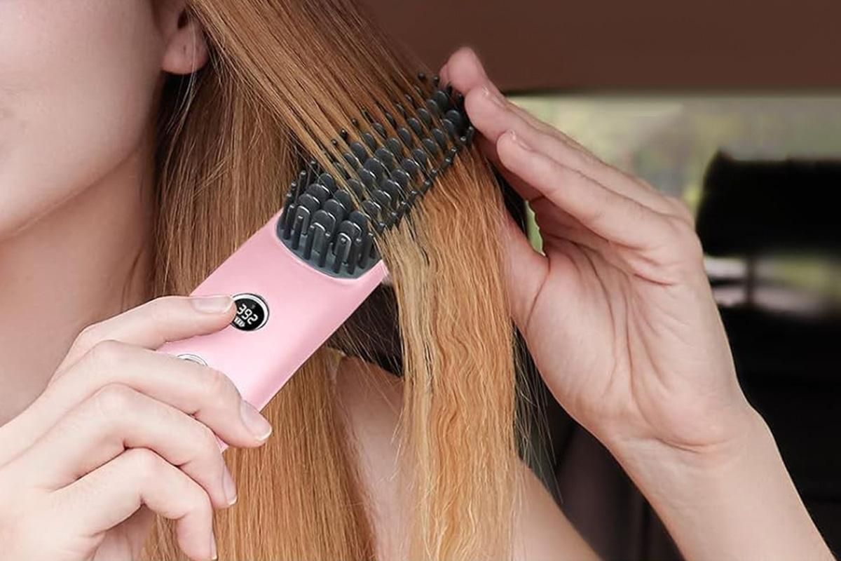 Cordless LCD Hair Straightening Brush 2-in-1 Portable Styling Tool for Travel - Pink