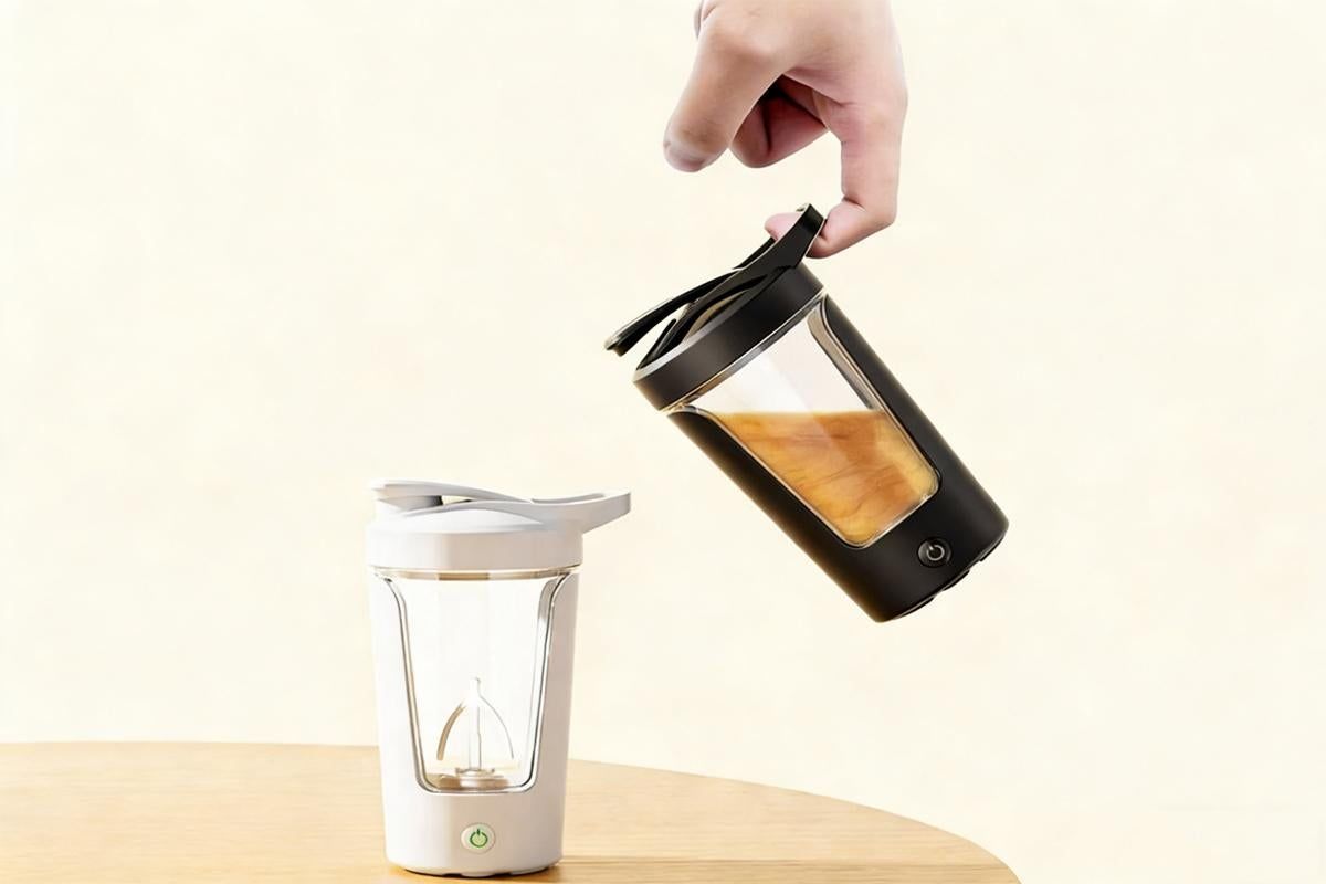 Electric Shaker Bottle USB Rechargeable Protein Mixer Cup Auto Blending Mug - White