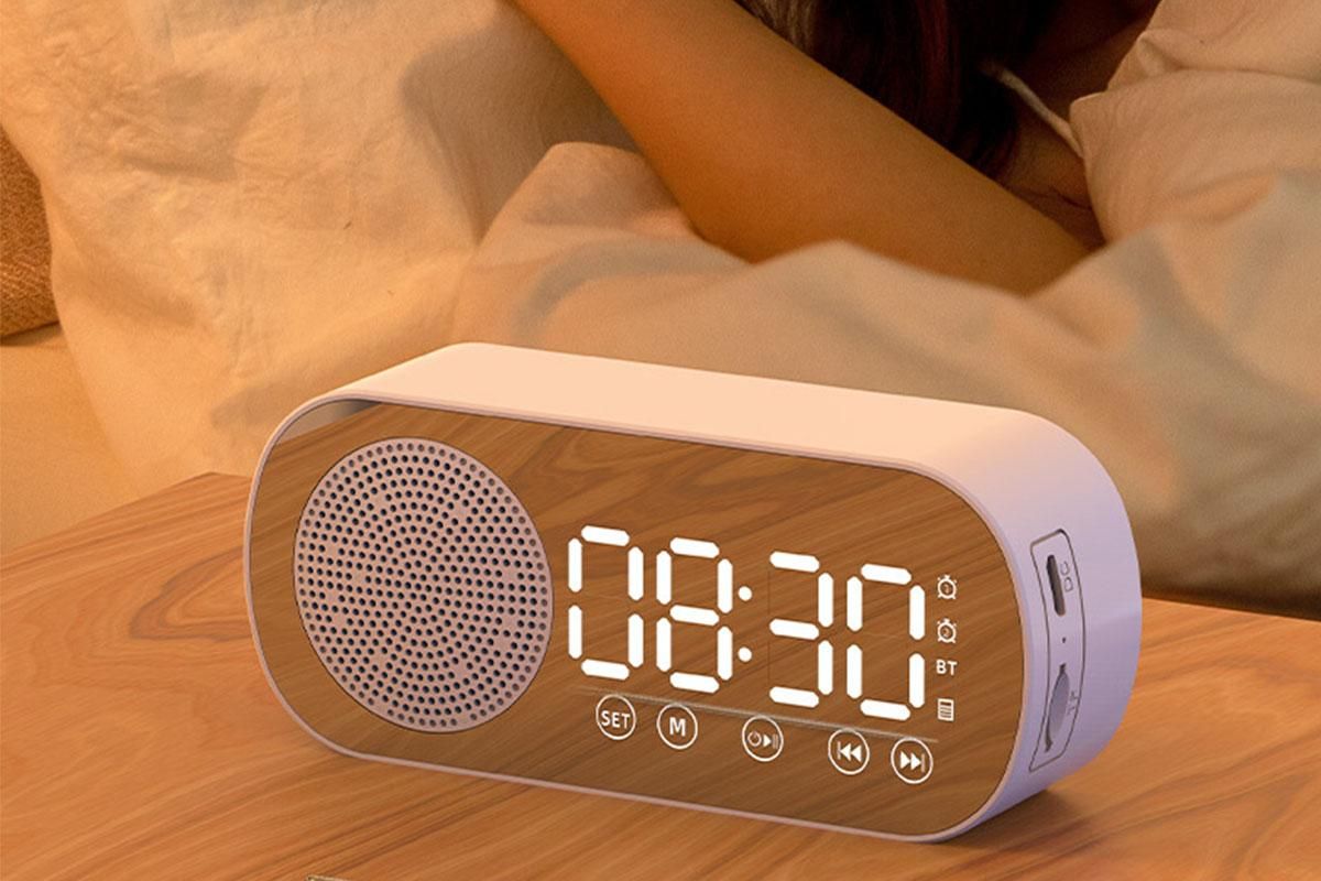 FM Speaker LED Display Portable Alarm Clock Home Decor Bluetooth Digital Radio - Pink