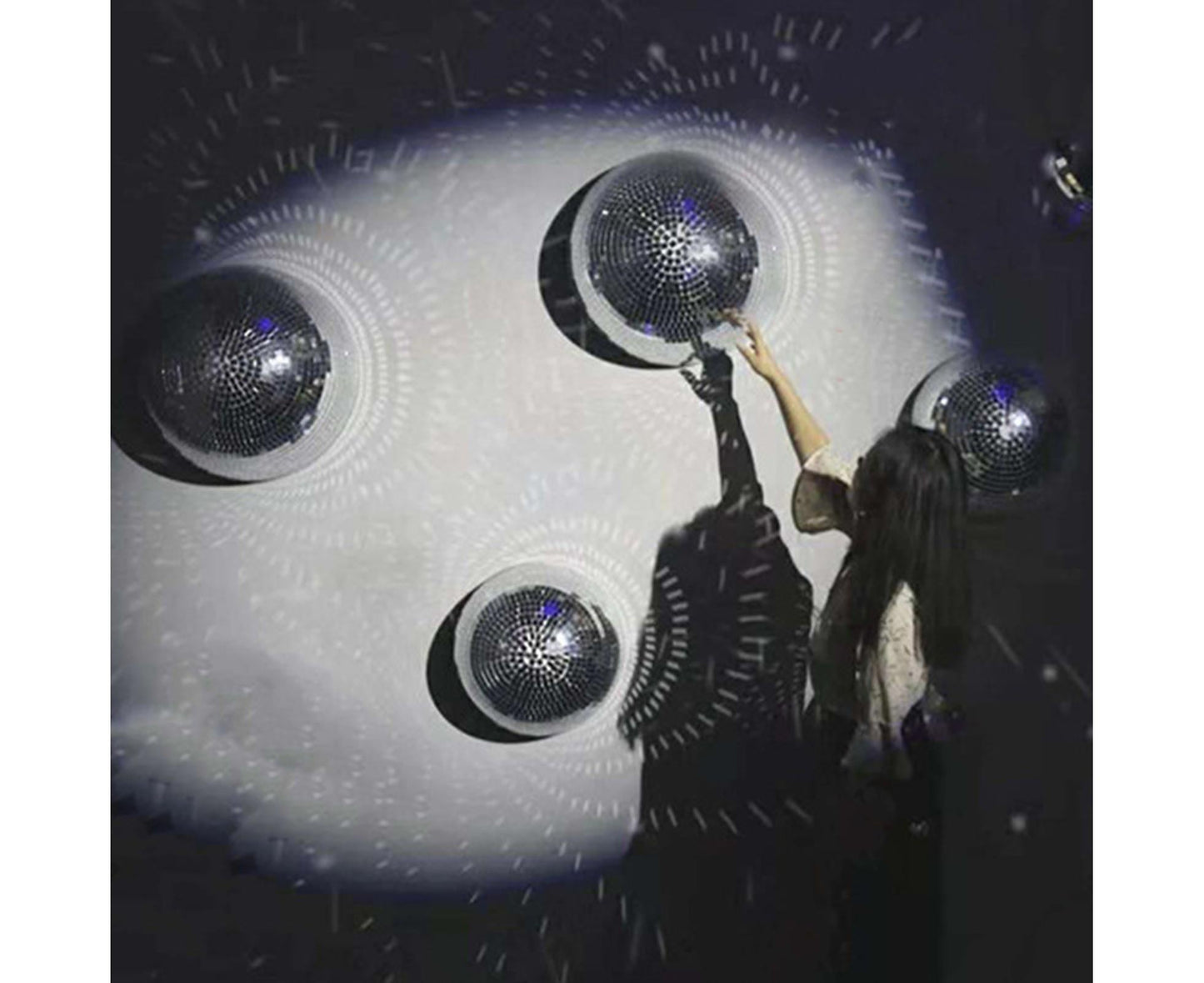 Silver Reflective Balls-Silver 10cm