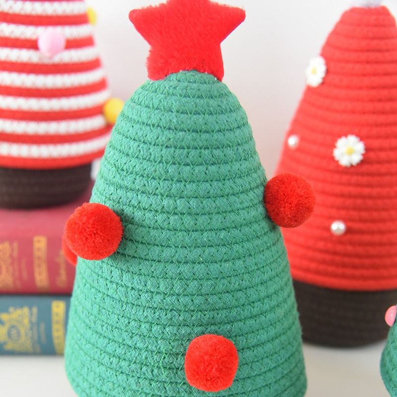 Christmas-themed cotton yarn woven storage basket, Christmas tree-shaped desktop storage box with lid, entryway key and remote control holder - cosmetic storage box - red