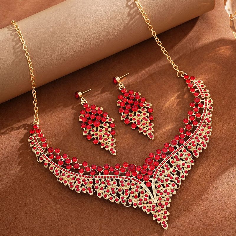Affordable Luxury, Statement-Making Full-Diamond Necklace and Earring Set, Accessories for Banquets, Parties, and Weddings – Red