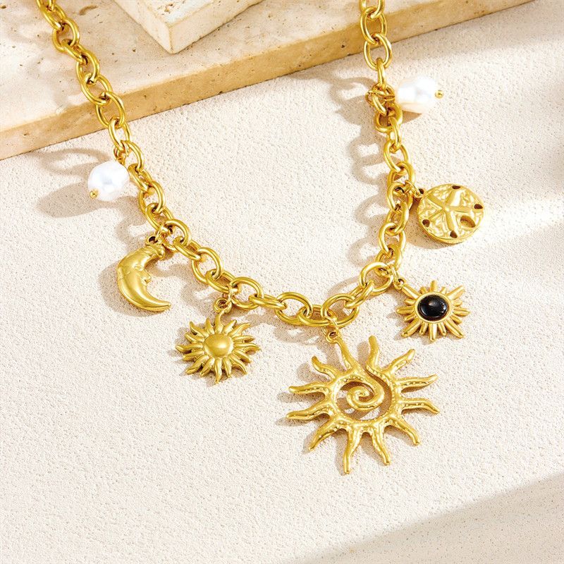 Bohemian-style multi-pendant necklace, gold-plated titanium Cuban chain, women's sun-and-moon pearl collar necklace