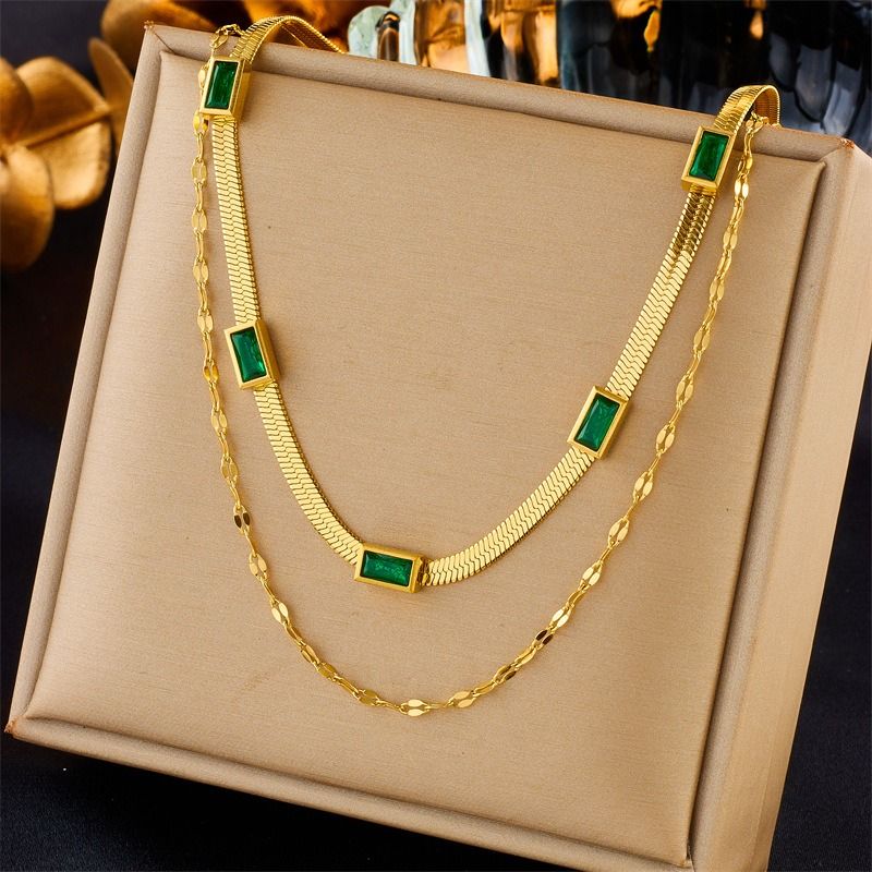 Double-Layer Zirconia Blade Chain Necklace, Gold-Plated Titanium Steel Women's Vintage-Style Luxury Necklace - Green