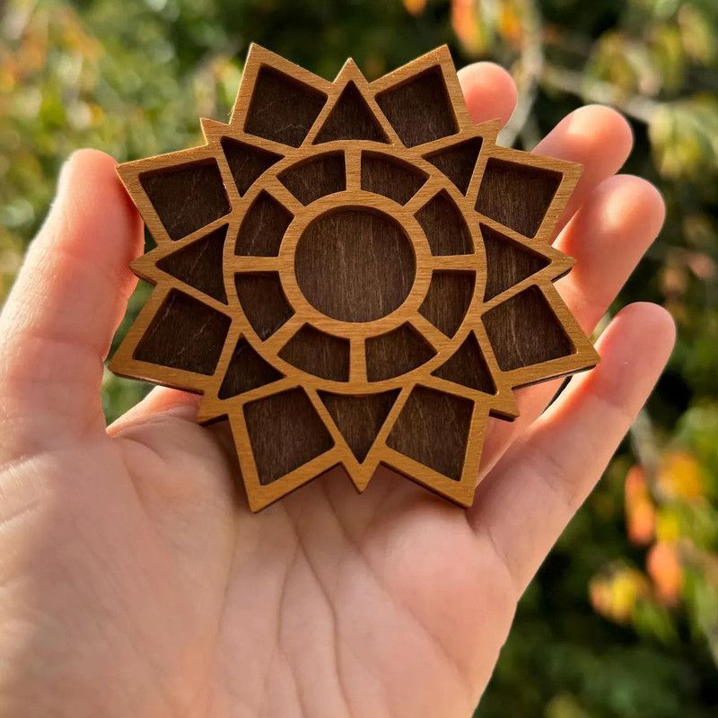 Wooden display stand for mini curiosities,Mandala
