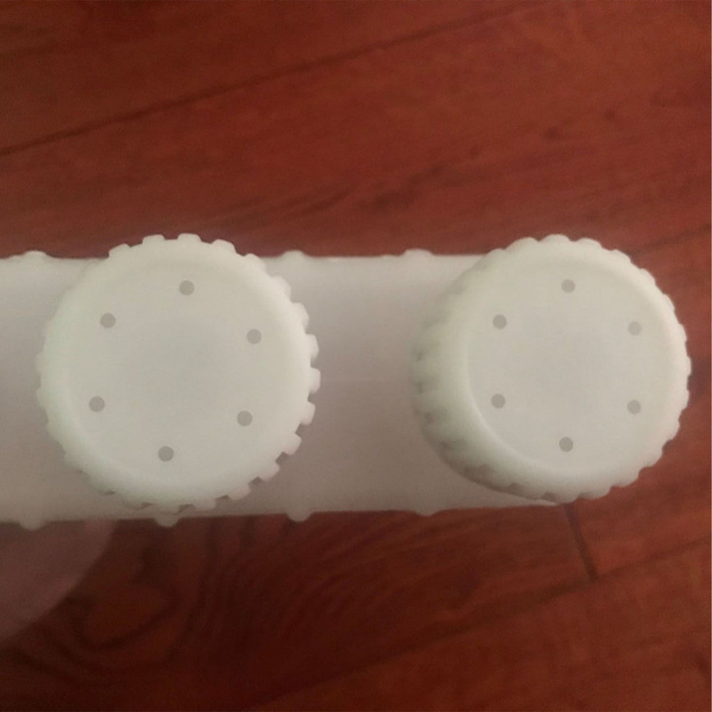 Sprinkler Head Plastic Multifunction Watering Misting Sprinkler for Garden Outdoor Agriculture Four Holes