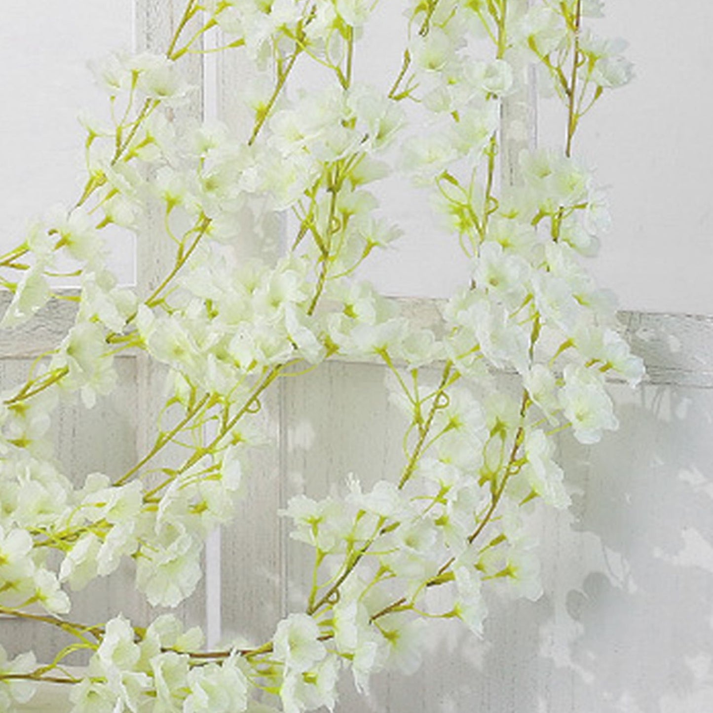 Artificial Flower Rattan Single 1.8m 135pcs Flowers Head Vivid Decorative Silk Plastic Hanging Fake Rattan for Decoration White