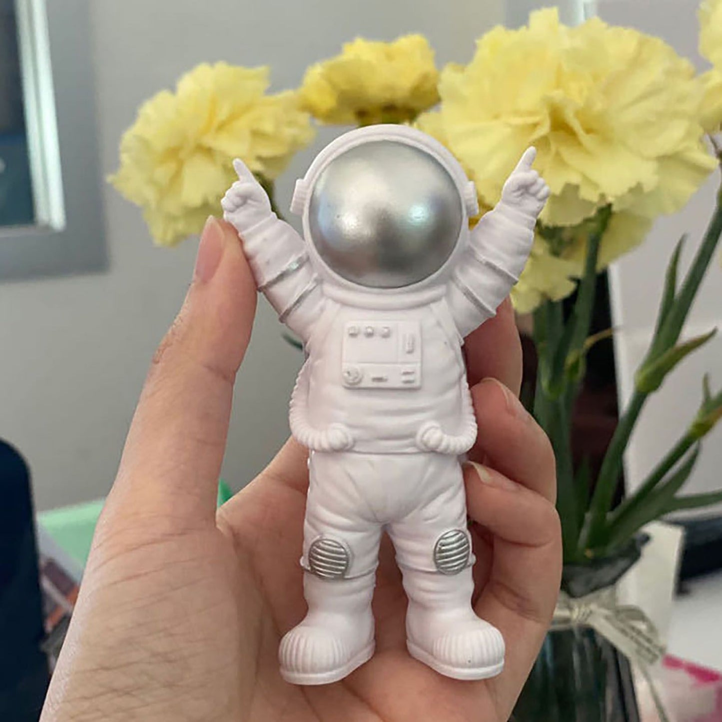 3 Piece Astronaut Figurines Cute Nordic Style PVC Spaceman Desk Decor for Cake Decoration Kids Room Bedroom Bookshelf