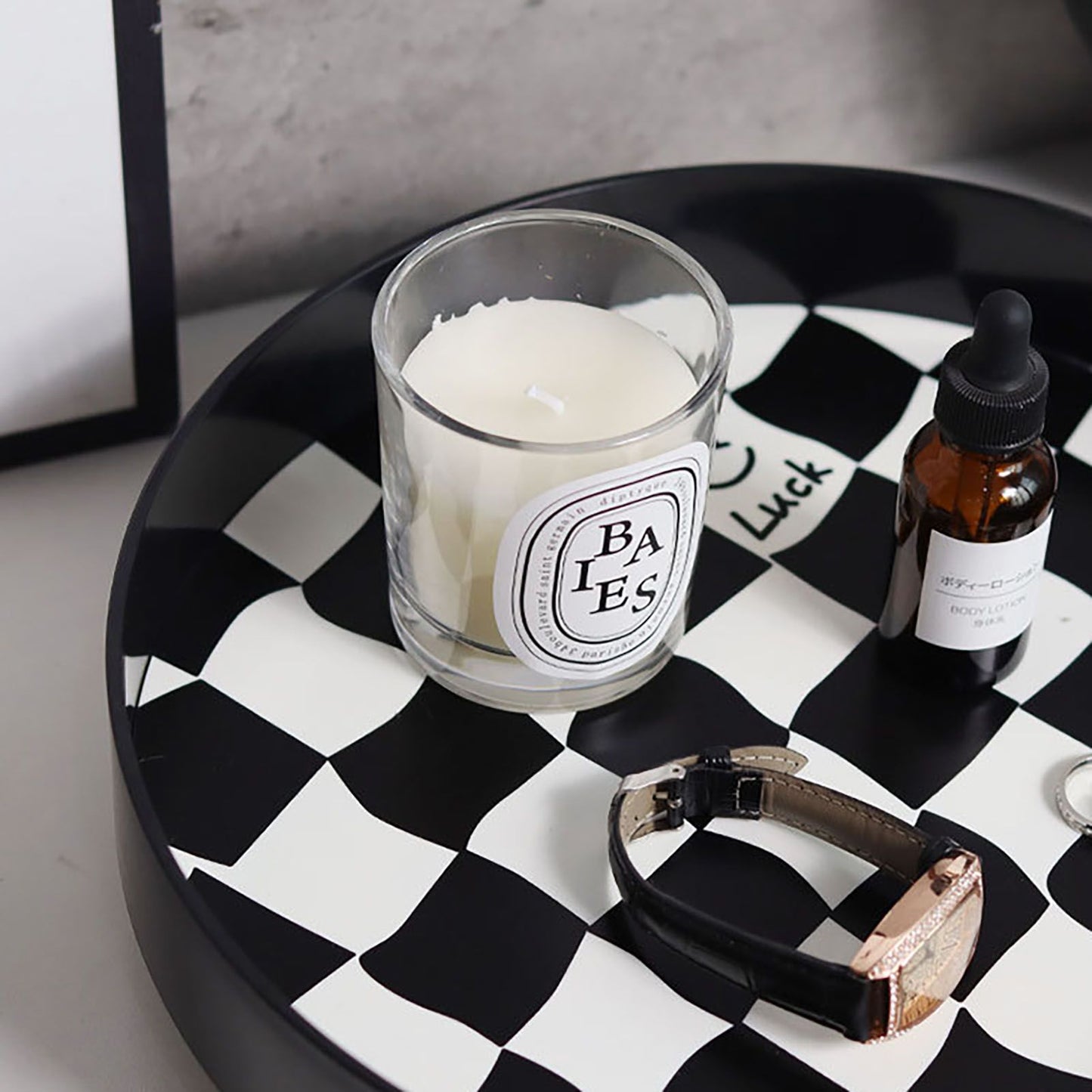 Round Storage Organizer Tray Checkerboard Design Plate Container Tray for Fruit Perfume Jewelry Black, Large