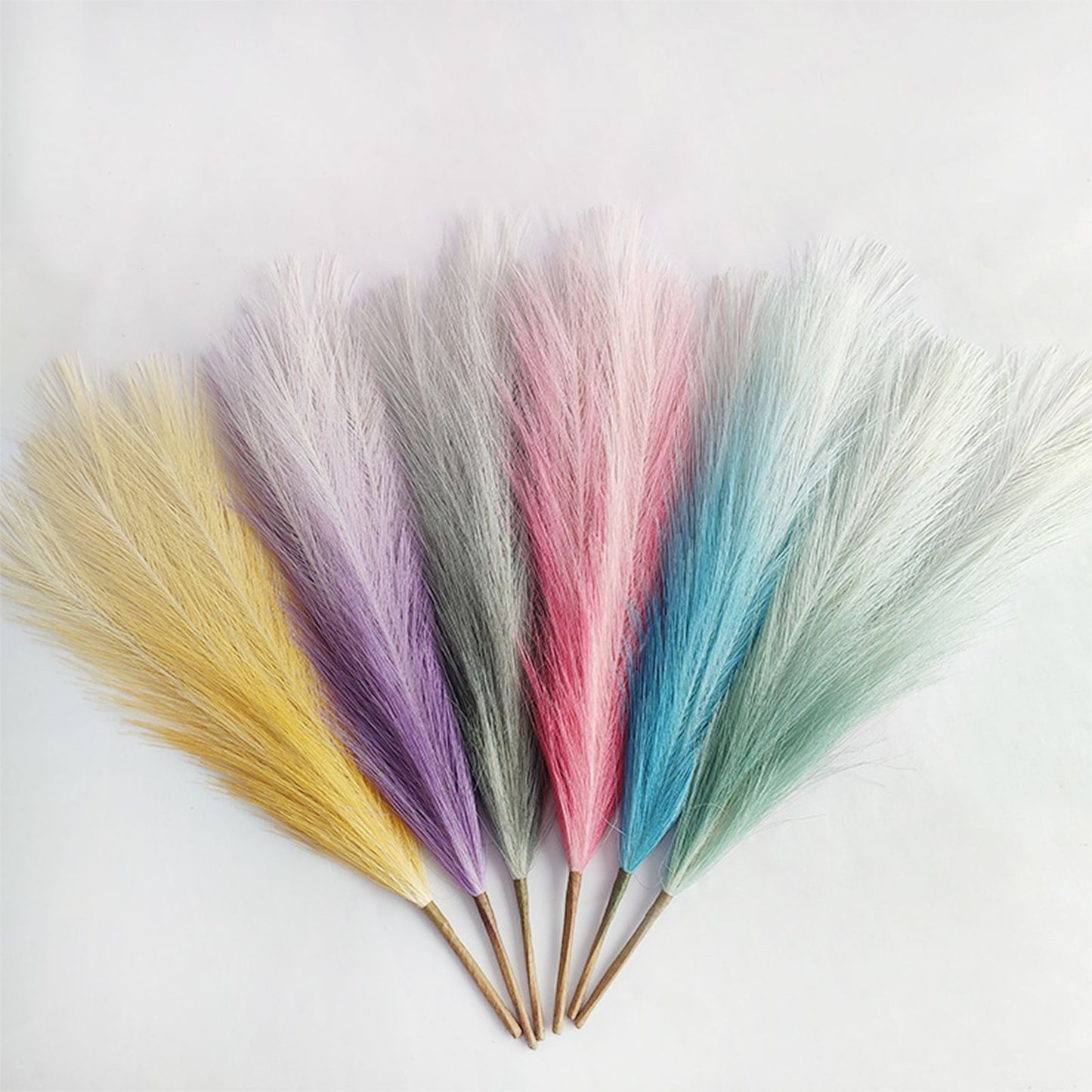 8Pcs Artificial Pampas Grass Versatile Decorative Gradient Green Modern Vase Filler Faux Pampas Grass For Home Office Parties