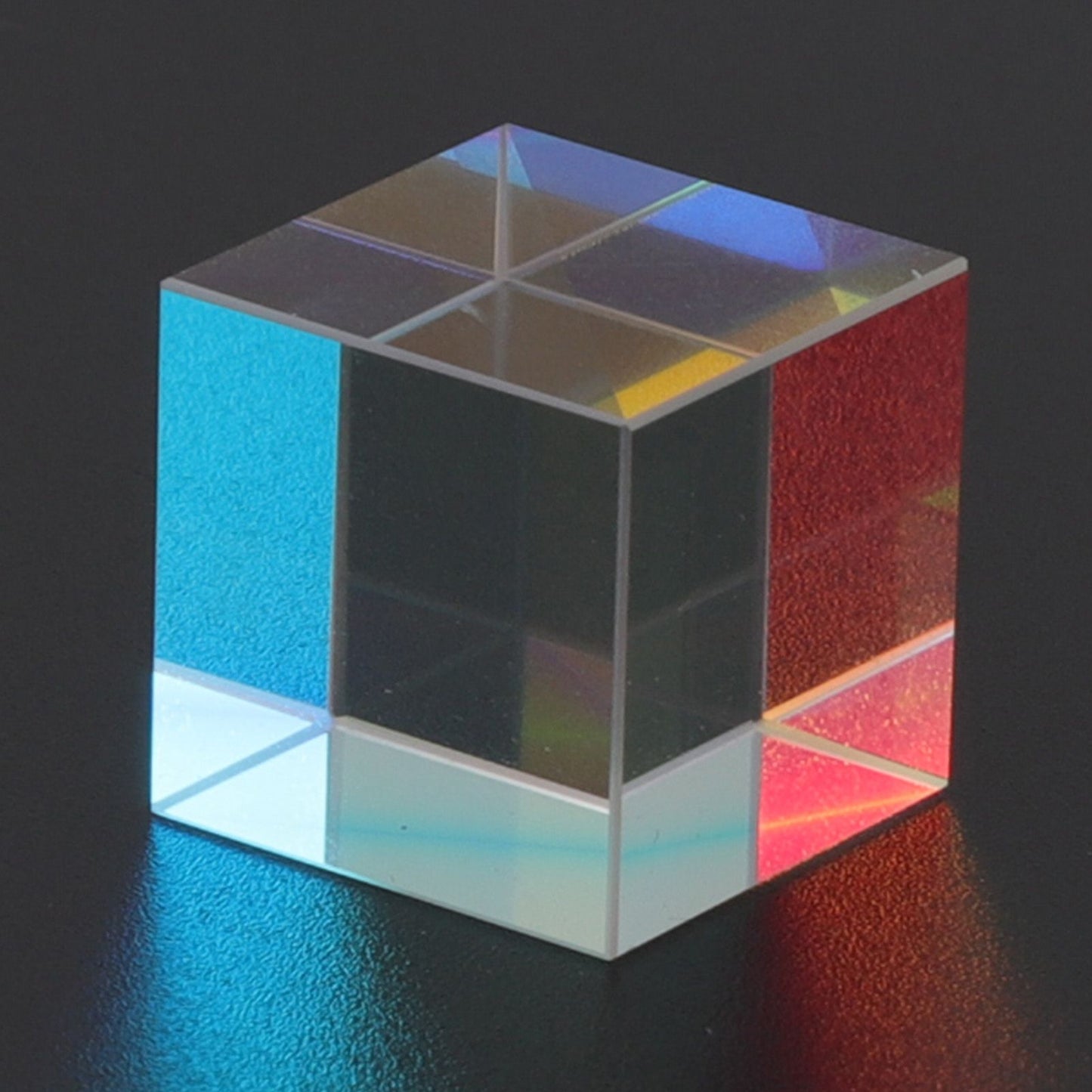 Prism Cube Optical Glass RGB Dispersion Color Cube Sun Catcher X Cube Prism Birthday Gift 15x15x15mm/0.6x0.6x0.6in