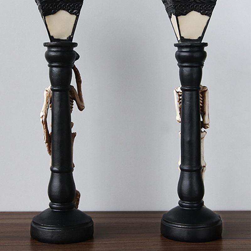 Halloween Skeleton Lamp Resin Decorative Glowing Halloween Ornaments Lamp for Festival Party 1 Pair Skeleton Street Lamps