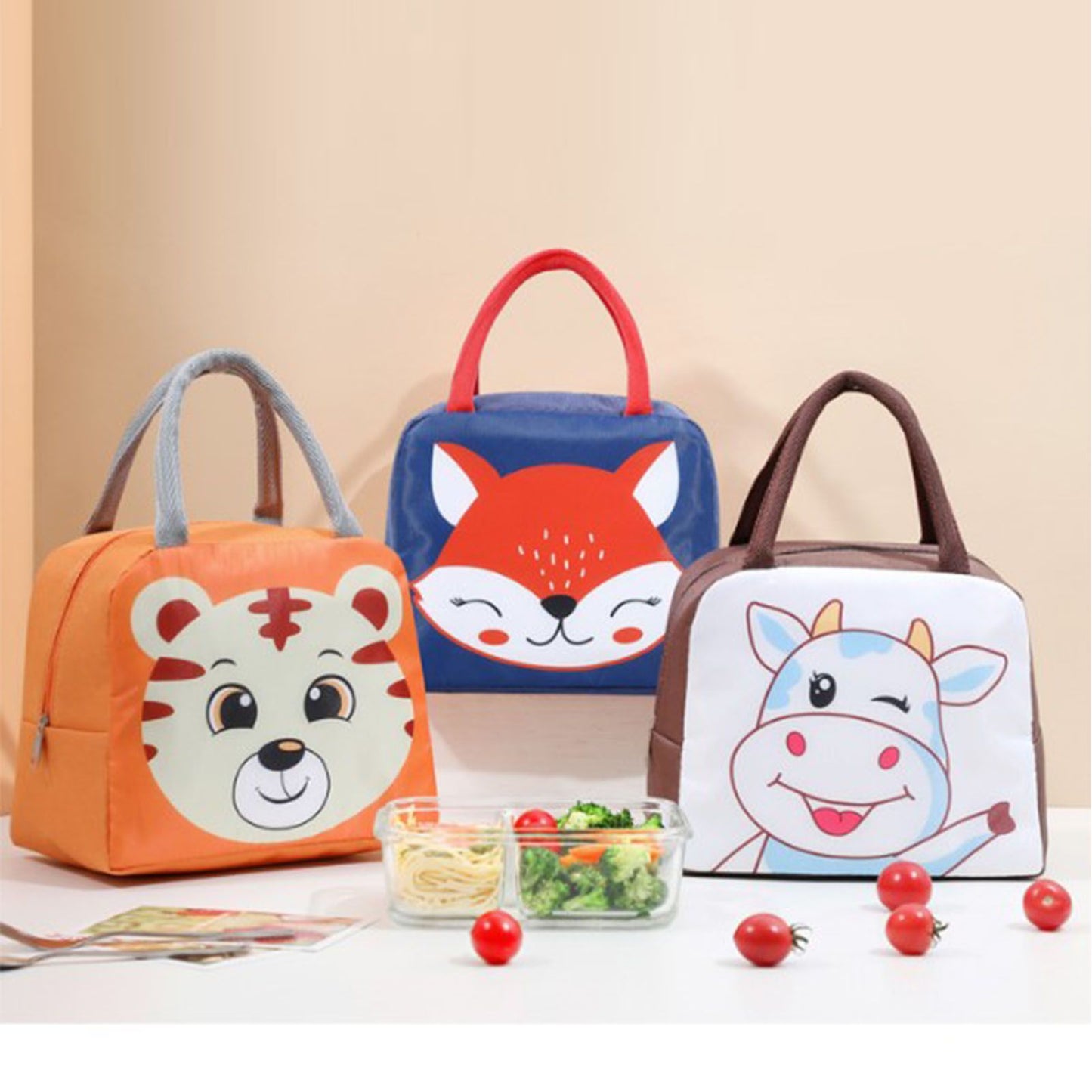 Lunch Bag Cute Cartoon Animal Pattern Waterproof Large Capacity Portable Thermal Insulation Lunch Box Bag for Women Men Cows