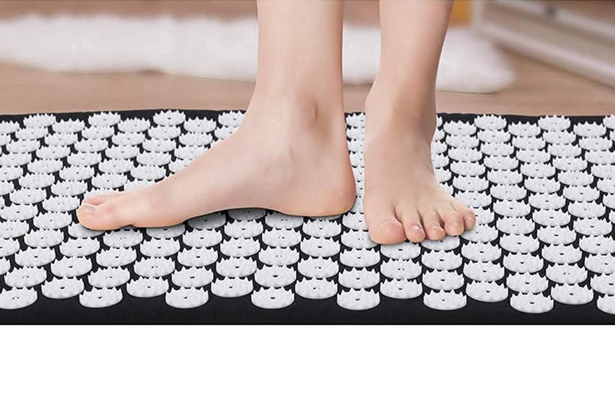 Body Massager Acupressure Cushion Mat(Black)