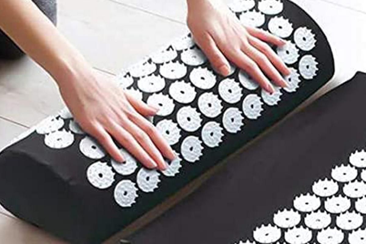 Body Massager Acupressure Cushion Mat(Black)