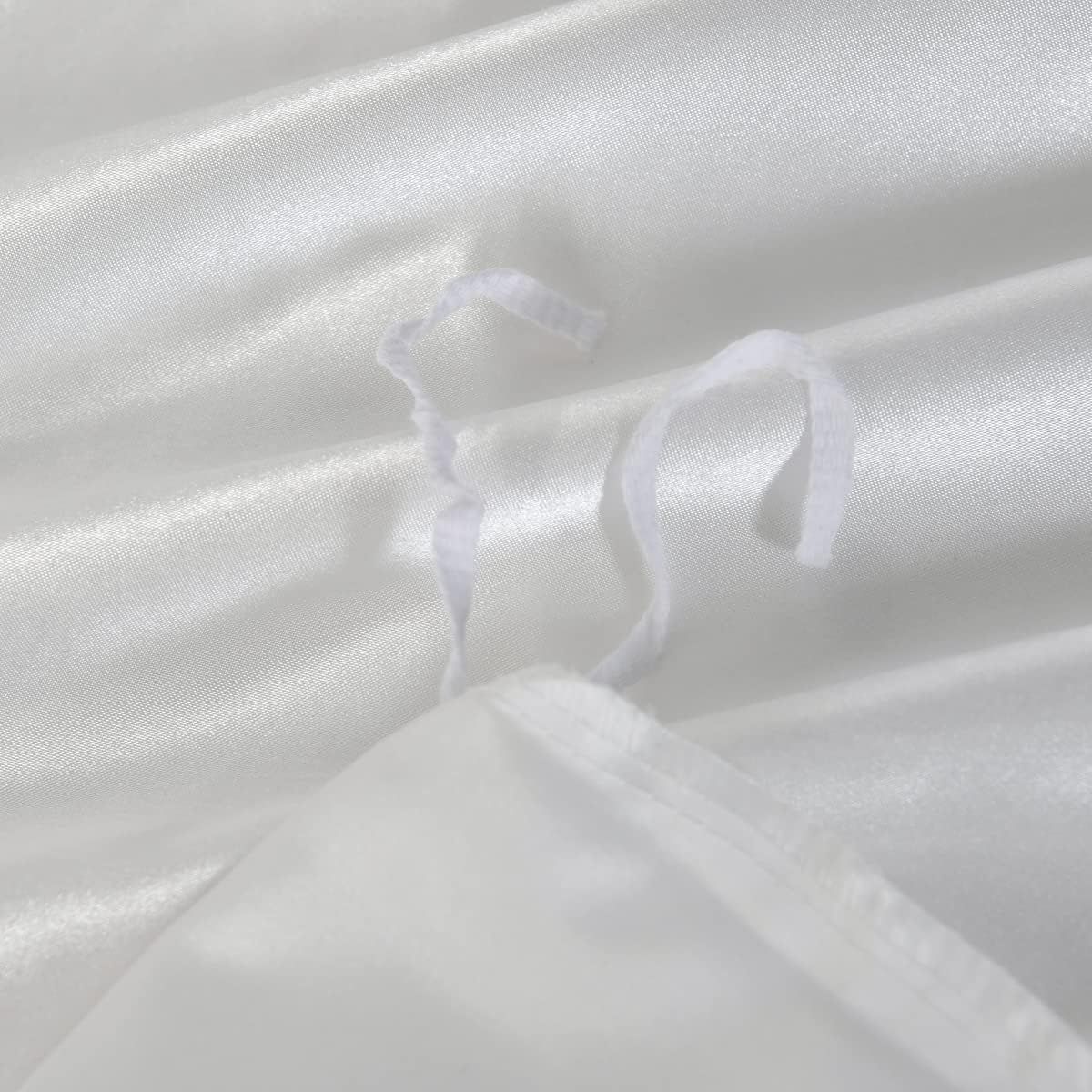 Satin Quilt cover Set Hotel 3 Pieces Quilt cover with Pillowcase, Art Silk Bedding Set-Luxury Soft Silky pillowcase for Hair and Skin, Similar to Silk Duvet/Donna Cover Set- 3 Pieces(Super King,White)