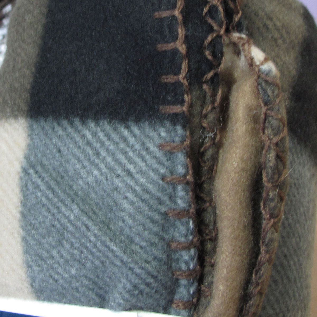 Budget 165gsm Printed Checkered Soft Polar Fleece Extra Large Throw / Single Sized Blanket 150 x 200 cm Brown