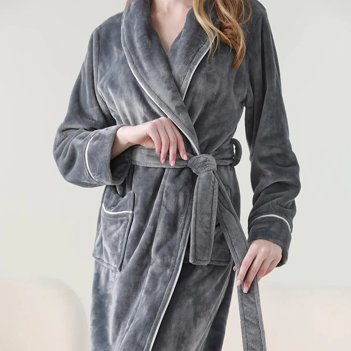 Flannel Bathrobe Set Autumn Winter Coral Fleece Nightgown for Men and Women Warm - Grey