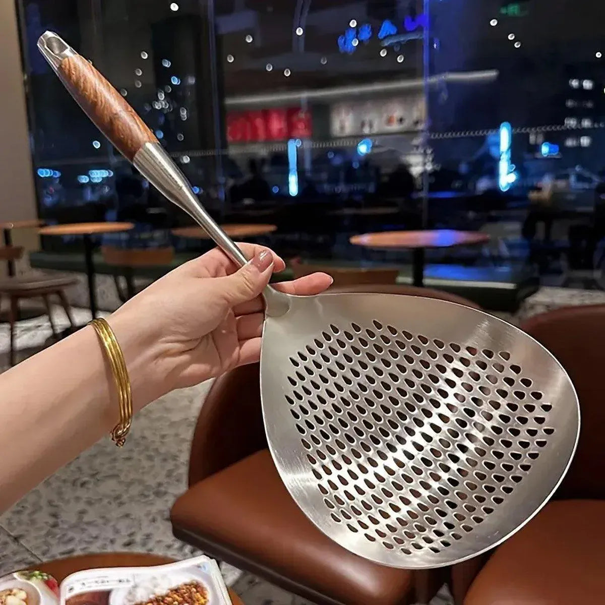 304 Stainless Steel Kitchen Colander Long Handle Noodle Dumpling Strainer Spoon - Yellow wood