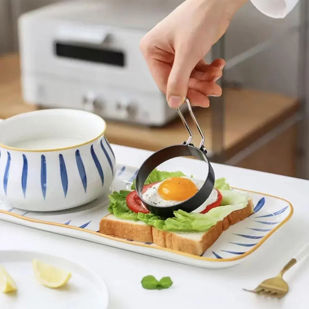 4 Pcs Omelette Rings Nonstick 430 Stainless Steel with Silicone Sleeve