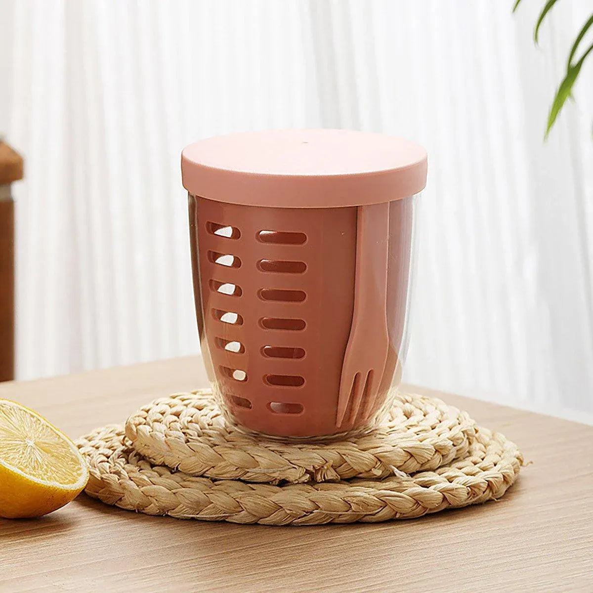 Portable Drainable Fruit Cup Plastic Sealed Cup for Snacks and Travel Use - White
