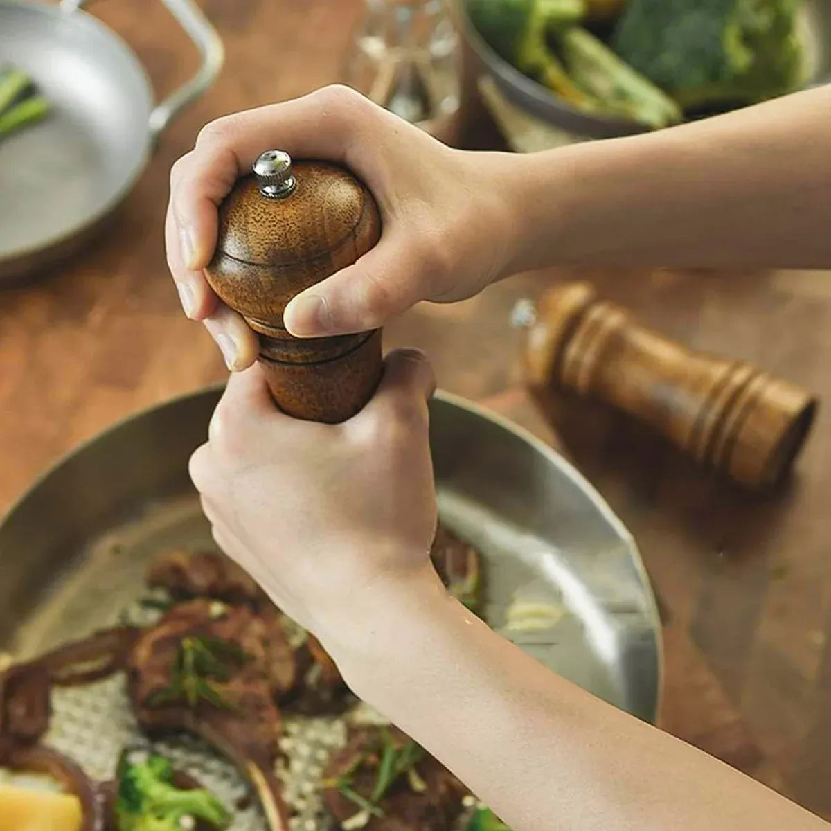 Wooden Pepper Grinder Pepper Mill Set Manual Home Salt Pepper Powder Bottle ﻿ - 5inch