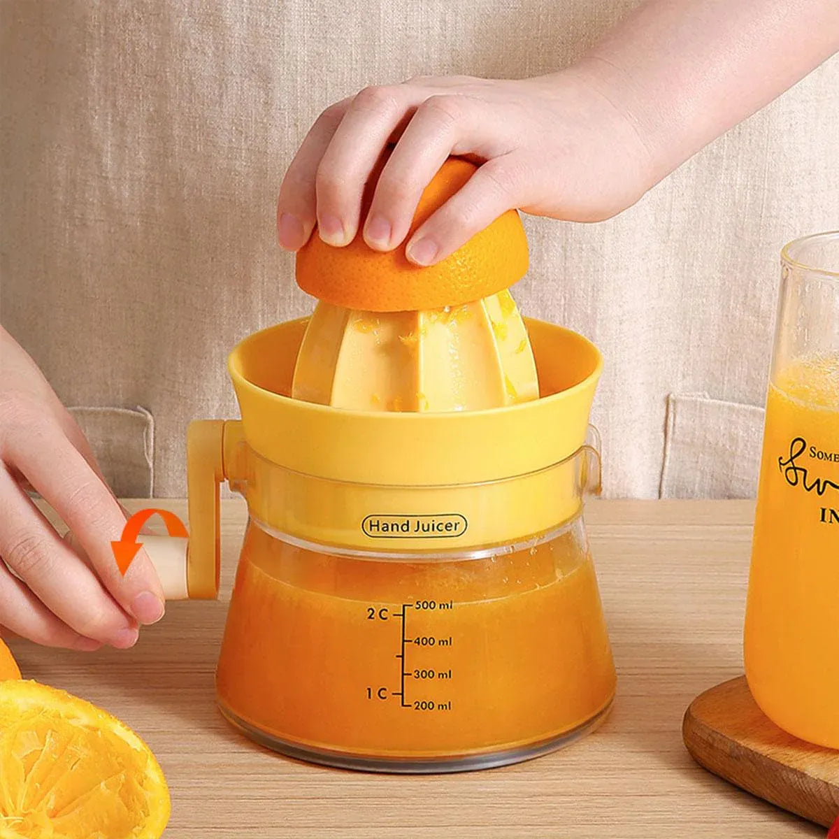 Manual Juice Extractor for Orange Lemon Home Citrus Juicer Hand Compressor - White