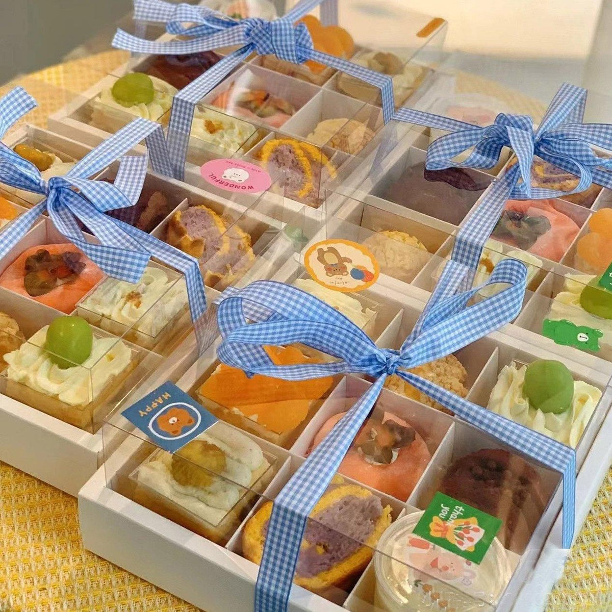 Clear Plastic Nine-grid Cake Box Pack of 10 Storage Containers High Quality - Khaki