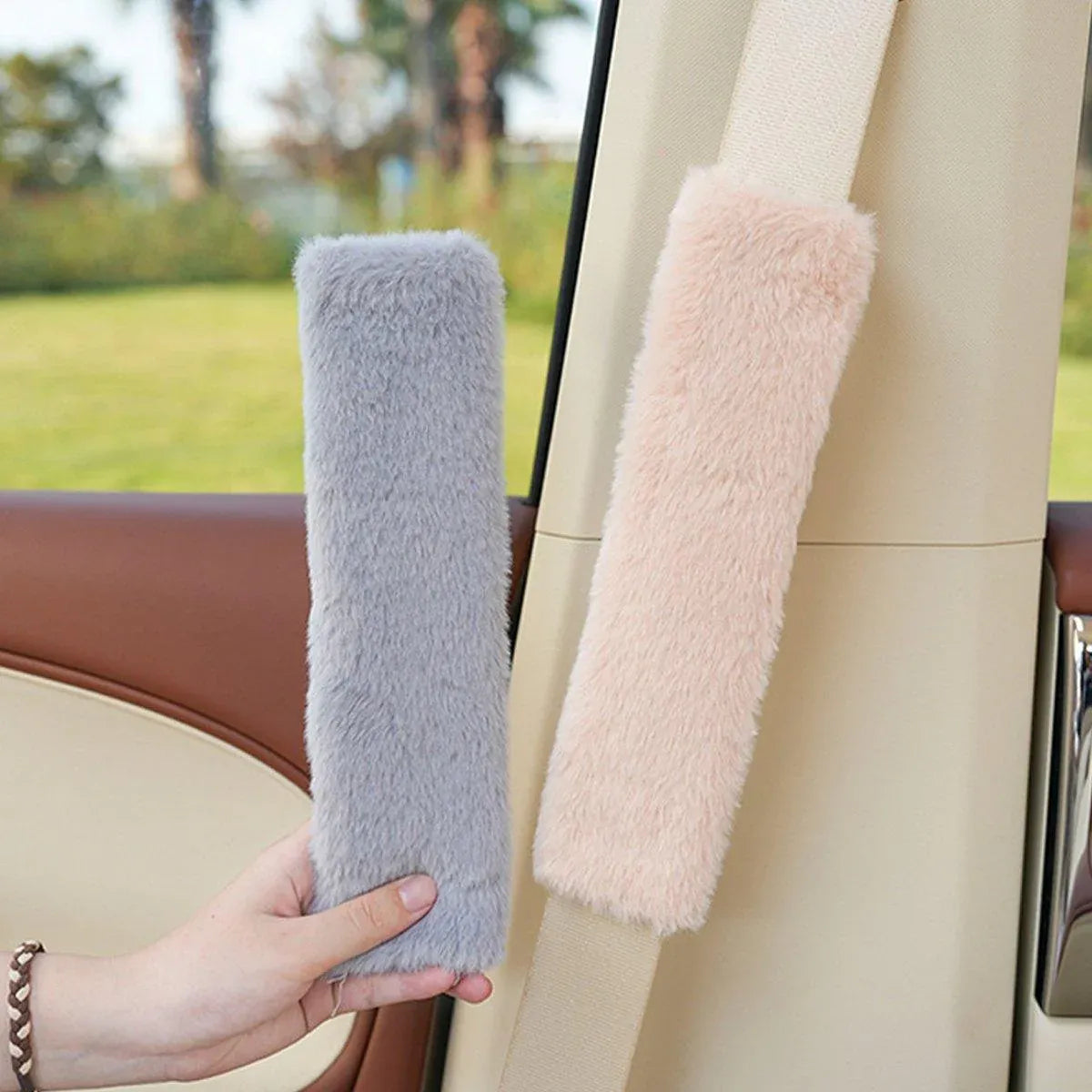 Winter Plush Shoulder Strap Cover Neck Cushion Pad for Comfortable Car Travel 2PCS - Black