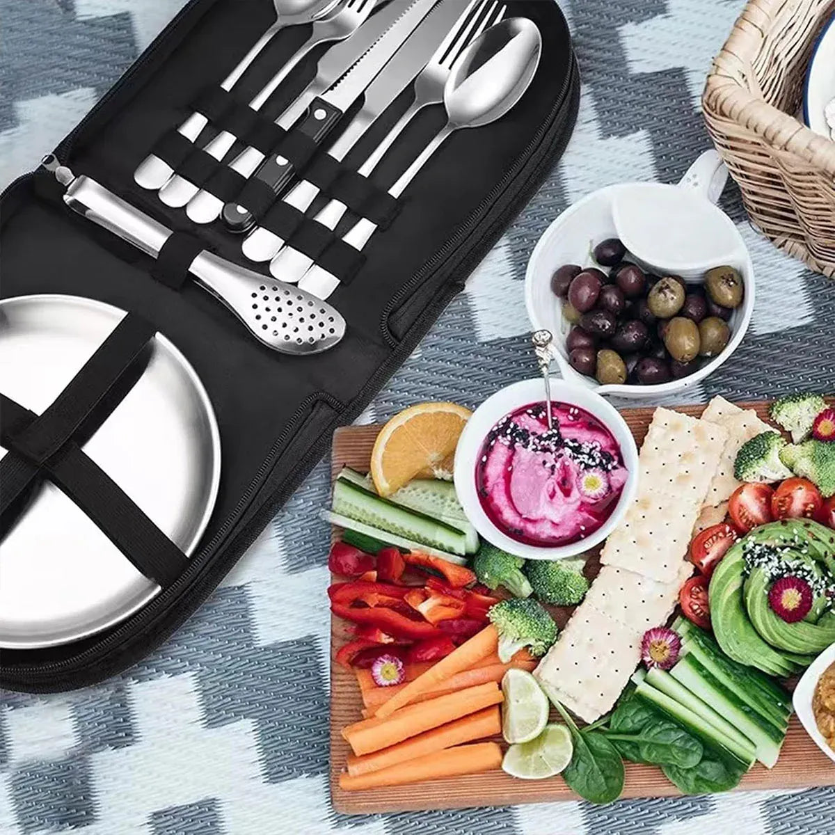 10/20PCS Camping Cutlery Set Outdoor Picnic Utensils Plates Spoons Forks Knives - Red-2 People