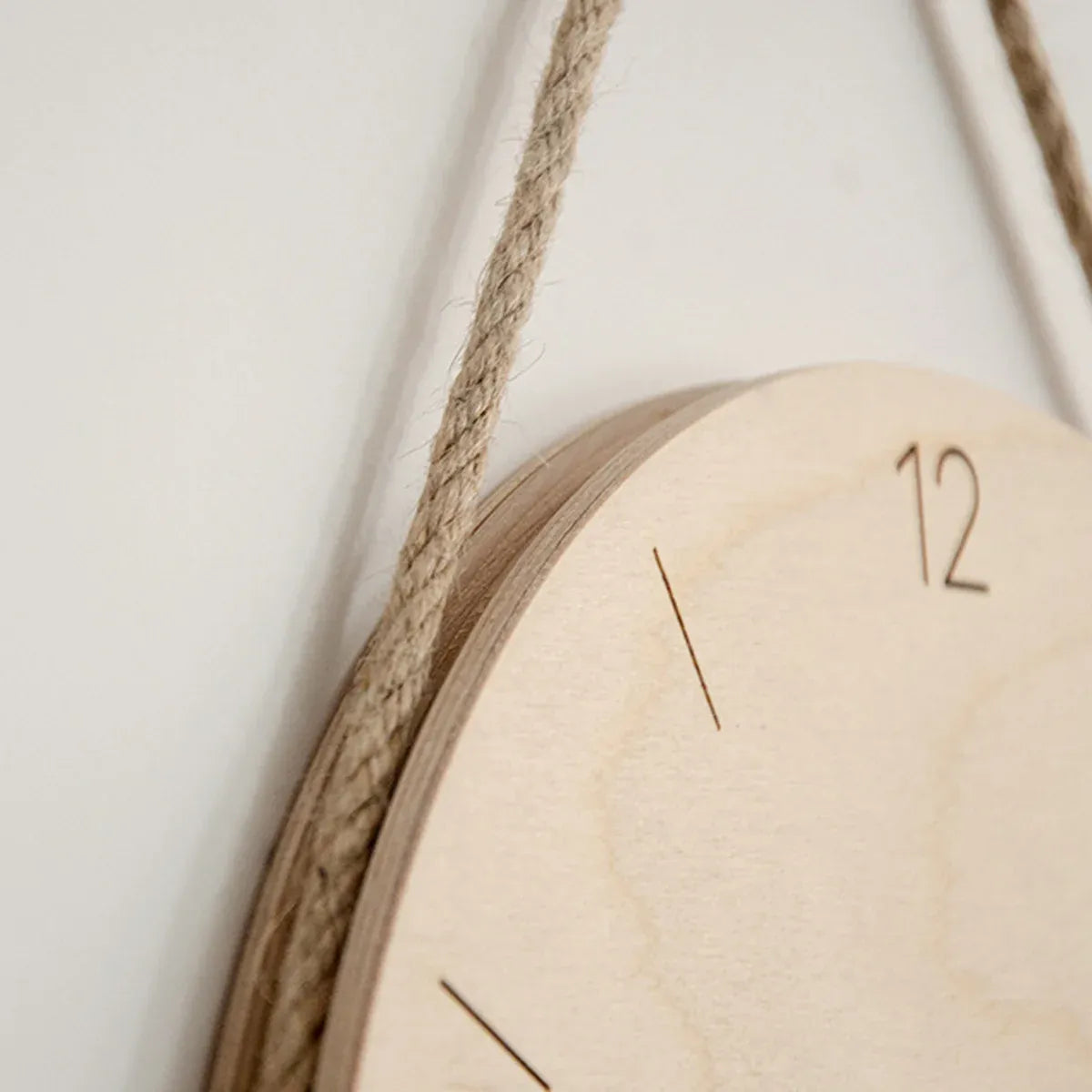 Creative Fashionable Log Wall Clock Natural Wood Colour Silent for Home Decor