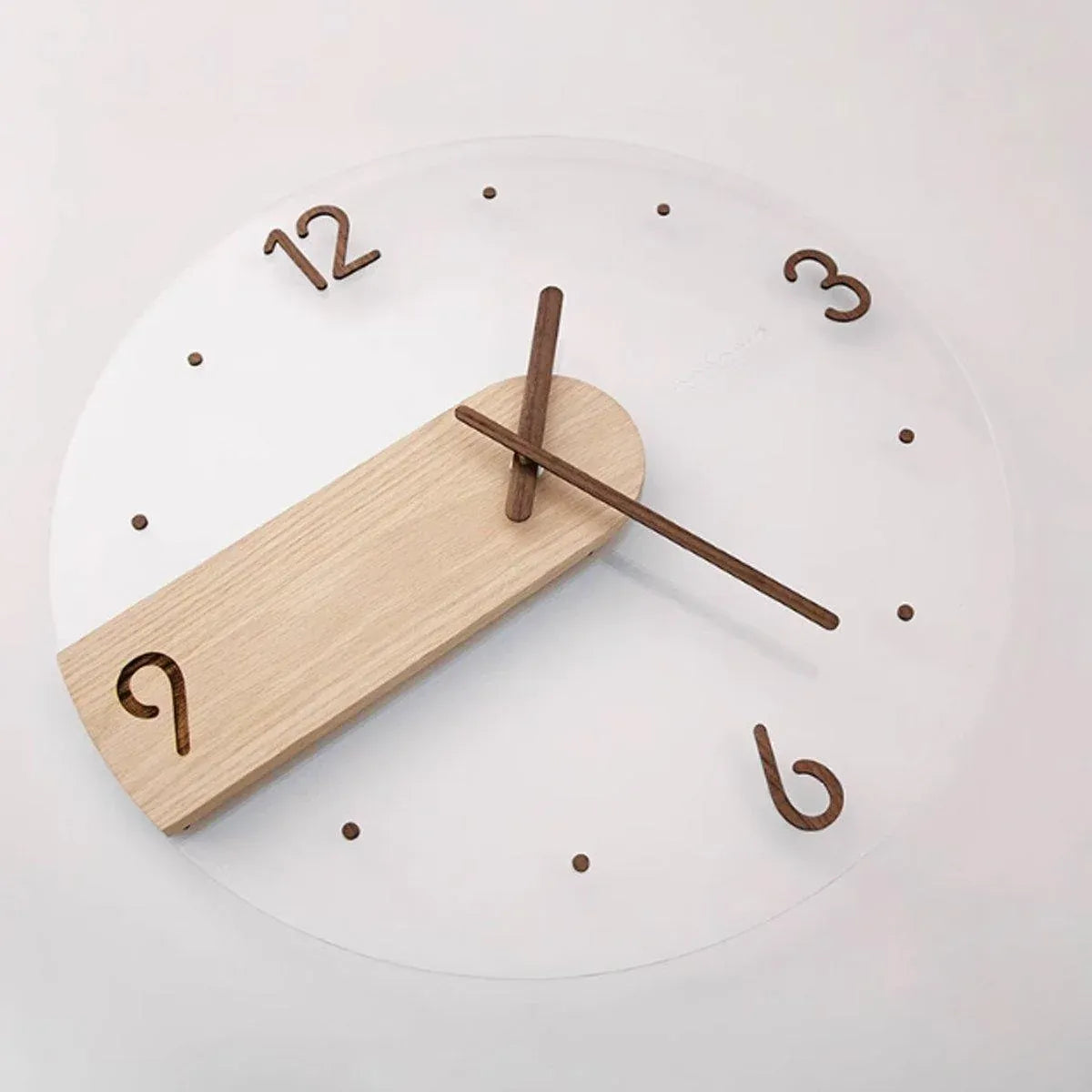 Modern Solid Wood Wall Clock Decorative Home Clock for Living Room Bedroom