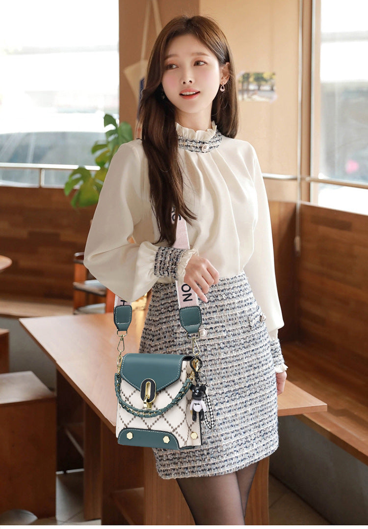 Brown Stylish Korean Minimalist Crossbody Bag - Elegant Small Square Shoulder Bag with Phone Pocket