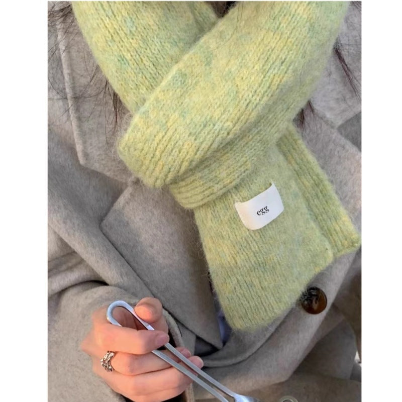 Green Cozy Knit Scarf - Soft Wool-Blend Winter Neck Wrap, Warm and Stylish