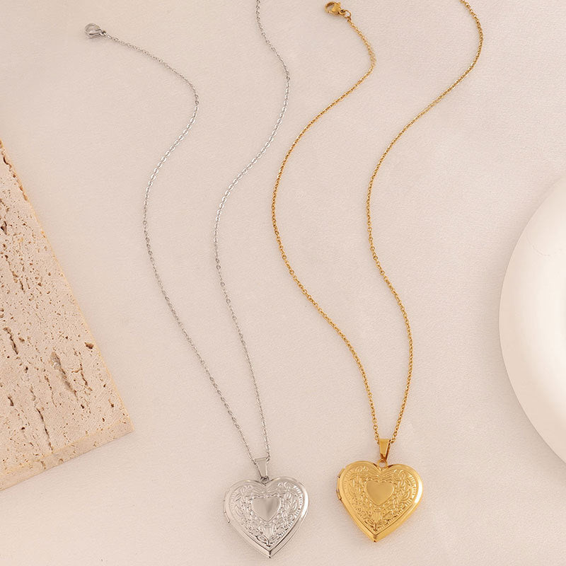2-Pack Luxury Fading-Resistant Titanium Steel Heart Locket Necklace(Sliver & Gold) - Simple Photo Frame Pendant on Collarbone Chain
