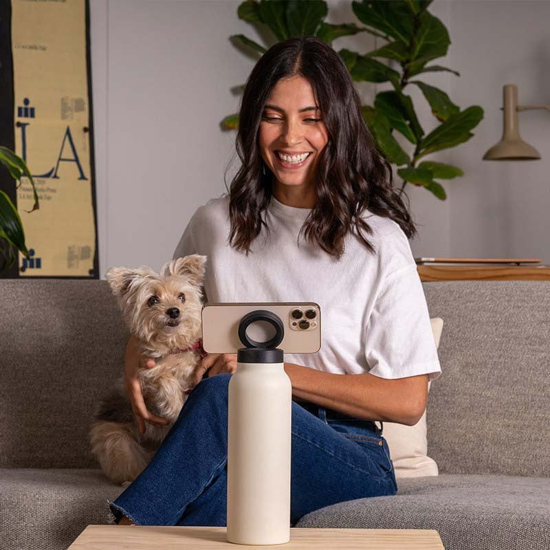 Red 24oz Stainless Steel Insulated Water Bottle With 90° Adjustable Vertical/Horizontal Magnetic Phone Holder - Ringo Style Magnetic Lid Sport Flask
