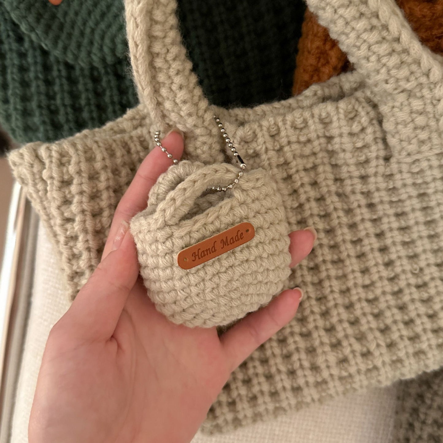 Beige Handcrafted Crochet Tote Bag – Vintage-Style Woven Cotton-Yarn Look Bag