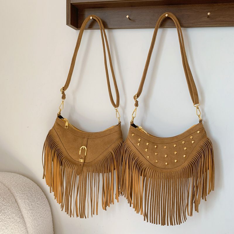 Khaki Vintage Boho Fringe Crossbody Bag - Retro Studded PU Leather Shoulder Purse with Adjustable Strap