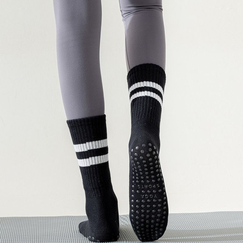 3-Pack Anti-Slip Yoga Socks - Grippy Non-Slip Pilates Dance Fitness Socks for Women(Black, white, dark grey)