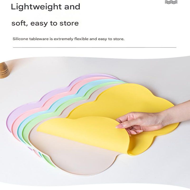 3-Piece Pink Silicone Placemat Set Cloud Shape Non-Slip Heat Resistant Kids Dining Mat