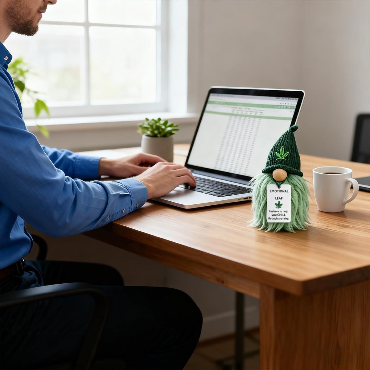 Emotional Support Weed Gnome Crocheted Doll – Handmade Knitted Plush Table Desktop Figurine with Beanie & Motivational Tag, Novelty Birthday Party Gift