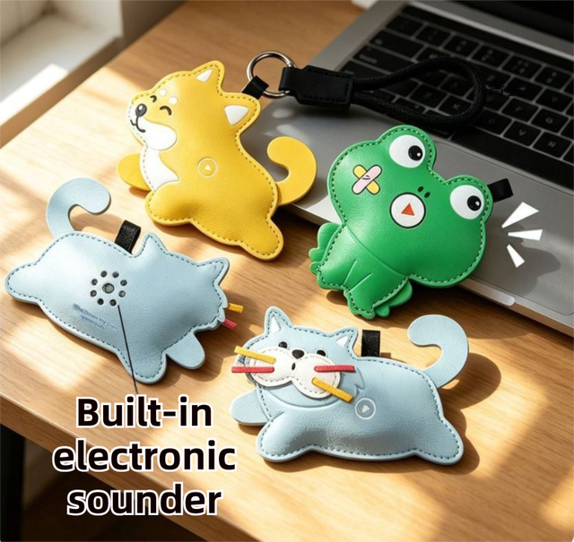 Green Frog Squeeze Meow Sounding Keychain Pendant – Eco-Friendly Leather Cat and Dog Bag Charm for Stress Relief, Backpack Decor and Gift Giving
