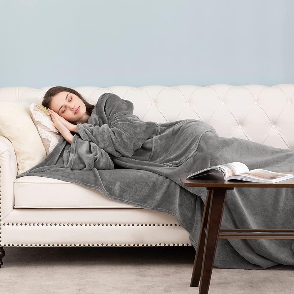 Dark Grey 180 x 120CM Extra Large Wearable Wrap Blanket with Sleeves and Large Pocket, Cozy Thickened Flannel Oversized TV Blanket Robe and Sofa Throw for Home Lounging