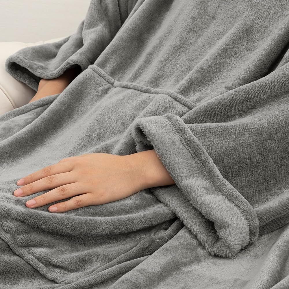 Dark Grey 180 x 120CM Extra Large Wearable Wrap Blanket with Sleeves and Large Pocket, Cozy Thickened Flannel Oversized TV Blanket Robe and Sofa Throw for Home Lounging