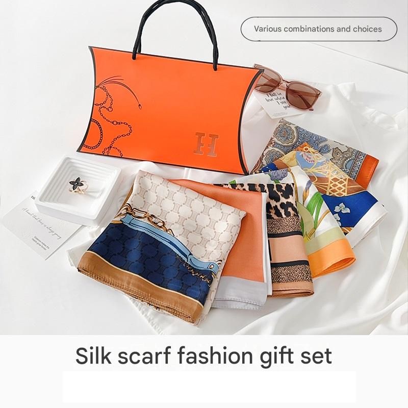 Leopard Print Style Korean Design 70x70cm Imitation Silk Scarf Gift Set for Women - Fashionable Square Scarf with Scarf Ring & Luxury Gift Box, Versatile Neck Scarf for Mum, Grandma, Ladies - Ideal Gift for Mother's Day, Birthday, Anniversary