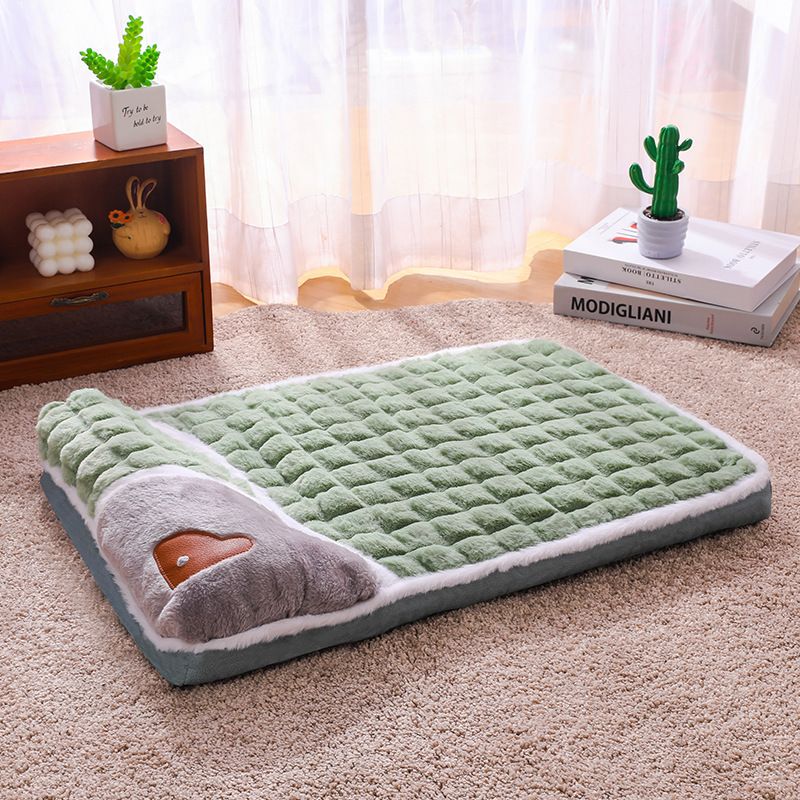 Green L size Luxury Plush Pet Sleeping Mat, Thickened Warm Pet Bed Cushion for Dogs and Cats, Soft Fabric Pet Sofa Pad with Non-Slip Waterproof Base